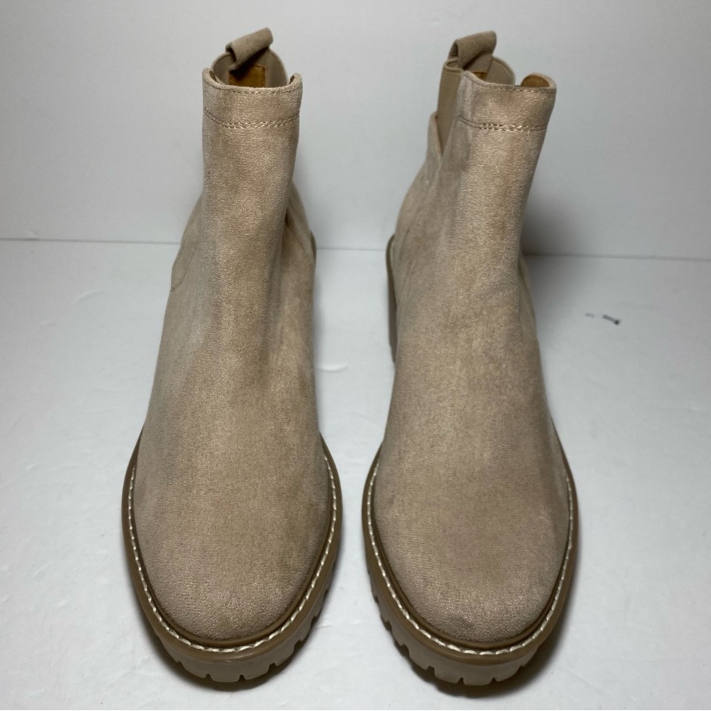 Dolce Vita Rango Faux Suede Ankle Boots Wedge Booties Lug Sole Women’s Size 9 - Picture 3 of 14